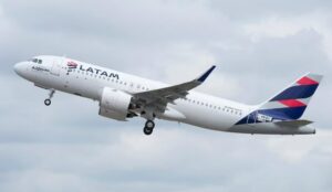 LATAM AIRLINES